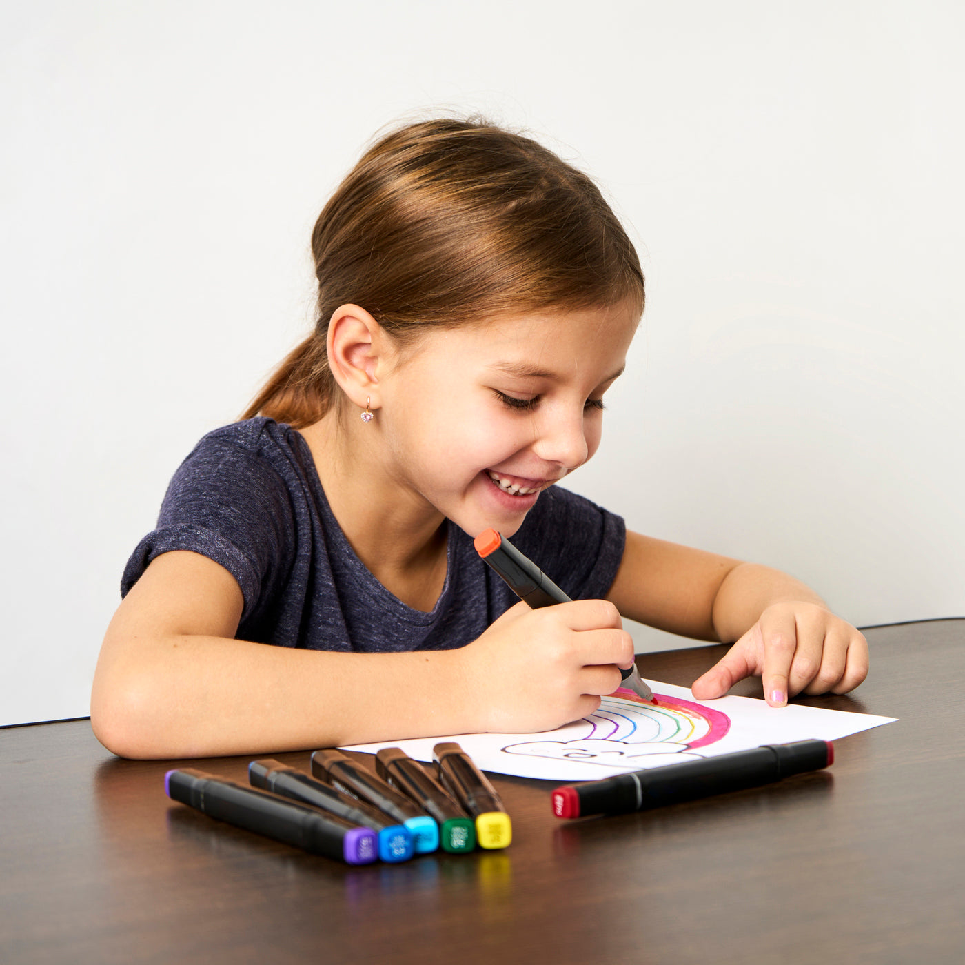 girl coloring on page